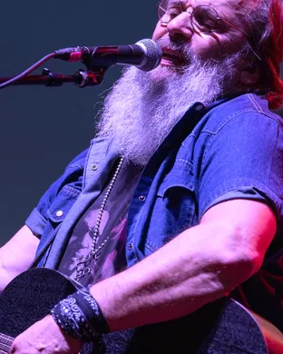 Steve Earle