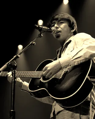 Wyatt Flores